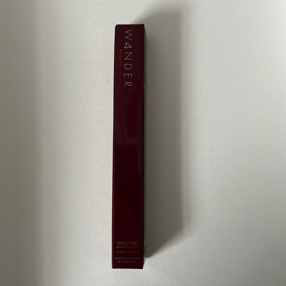 WANDER BEAUTY High Line Liquid Eyeliner